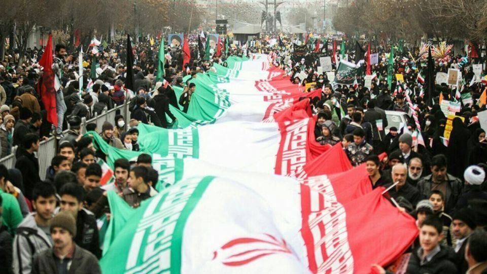 موازنه دیپلماسی و میدان